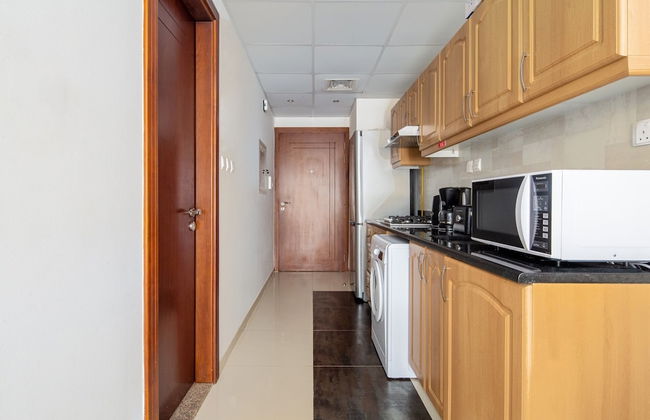 Premier Studio in Sports City w/ Golf Course View! - Foto 6