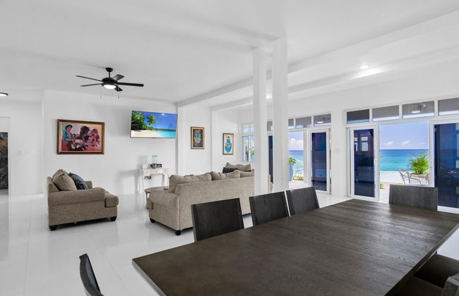 The W Villa 5 B R Oceanfront w Staff - Photo 48