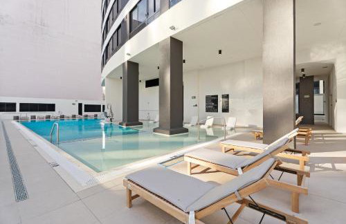 Prime Downtown Location - Amazing Amenities & Top Location - Foto 14