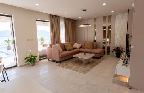 Artorius Duba - Photo 13