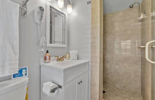 New cheerful villa, Pool, Spa, Mini Golf, Game room, Fire pit next to Disneyland - Foto 59