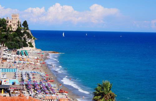 Lido Resort - Photo 20