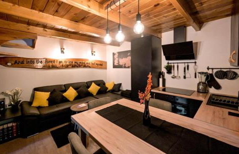 Forest Escape with Jacuzzi & Pool Among the Trees by Destination GREEN Croatia - Foto 5