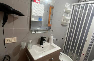 Villetta vista mare con piscina, giardino e parcheggio privato - Foto 6