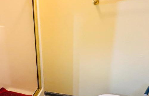 Large 3BR Home for Families and Work Stays With Fast WIFI - Foto 47