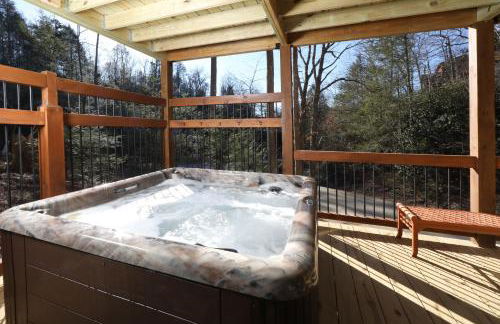 Splash Time Cinema - Six Bedroom Chalet - Photo 68