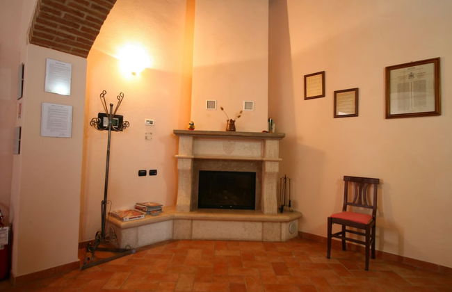 Lovely Farmhouse in Asciano With Swimming Pool - Foto 42