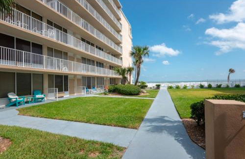 Ocean View Studio Condo w Balcony Pool and Free Parking - Foto 27