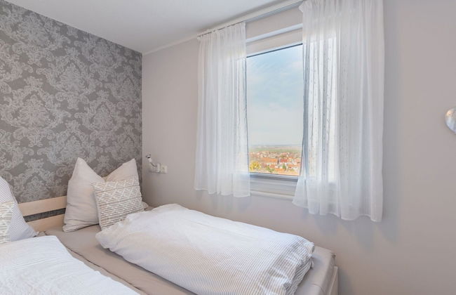 Holiday Home on the Mountain With Views - Photo 10