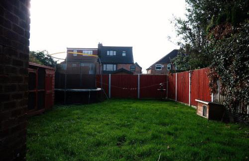 Captivating 3-Bed House in Birmingham - Foto 6