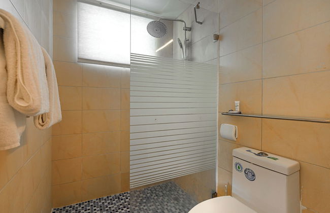 Oceanfront Condo in Ave. España Sleeps 8 - Foto 25