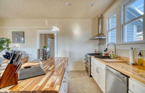 Dream Two-Bedroom in Laurelhurst - 97 WalkScore - Photo 14