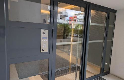 Beautiful flat around Geneva & its airport Palexpo - Photo 10