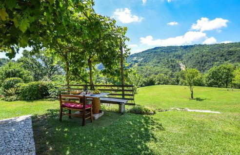 3 Bedroom Nice Home In Borgo Valbelluna - Foto 2