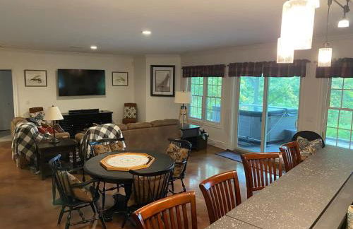 Large home on the Lake, Hot tub, Families, Groups - Foto 69