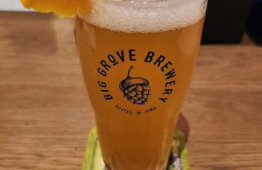 Mid-Century Style And Class In Quiet NE Location - Foto 43