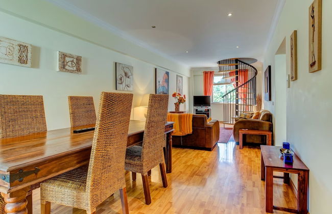 Outra Vez Spacious Apartment 5 Minute Walk From - Foto 1