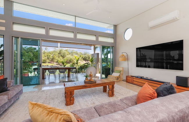 Water-front Paradise Pool - BBQ - Balcony Dining - Foto 14