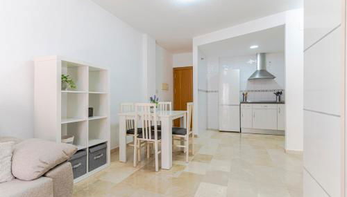 RentitSpain - Motril - Apto Falucho Varadero Relax, Mar y Comodidad - Foto 2, stove