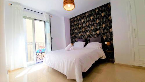 CHARLOT Center Apartment I by SunCastle apartamentos - Photo 5