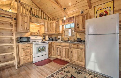 Cozy Augusta Cabin with Grill - Walk to Main St - Foto 11