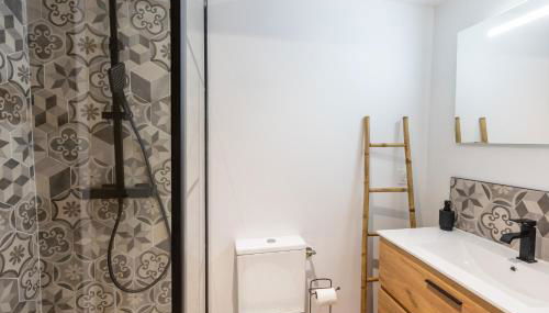 Le Repaire des Écureuils - Appt avec terrasse - Foto 4, Shower