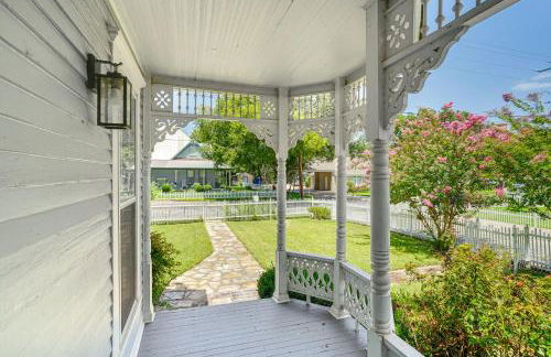 Granbury Home with Fire Pit, Walk to The Square! - Foto 35