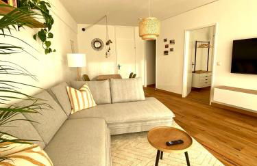 Best Butler Skyline Lodge City Apartment Netflix - Foto 20