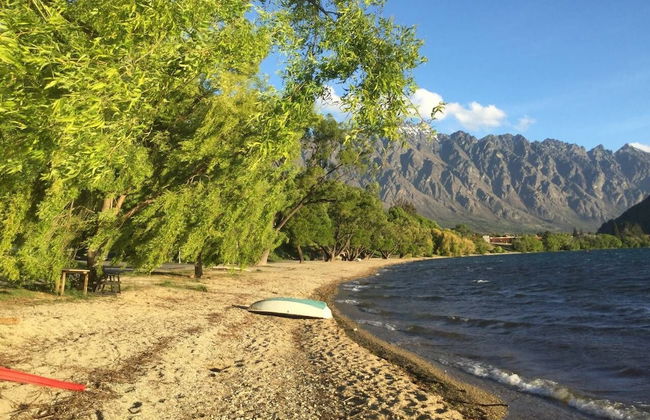 Lake Edge Family Cottage Panoramic View - Foto 32
