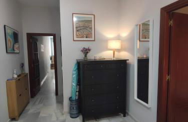 Elegancia y confort en el corazón de Málaga - Foto 28