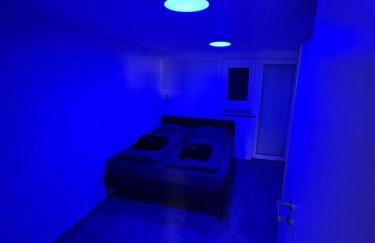 Luxus-Apartment im Herzen von Ludwigsburg - - WLAN - Klima - 24h Check-In - Waschmaschine - Terrasse - 200m vom Schloss und vom Ludwigsburger Marktplatz - - - Foto 16