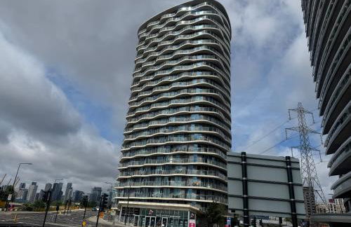 High Floor Modern 1BR Stunning Views Balcony AC Free Parking - Foto 46
