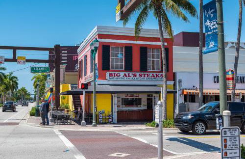 Newly renovated Townhome with King bed - Foto 32
