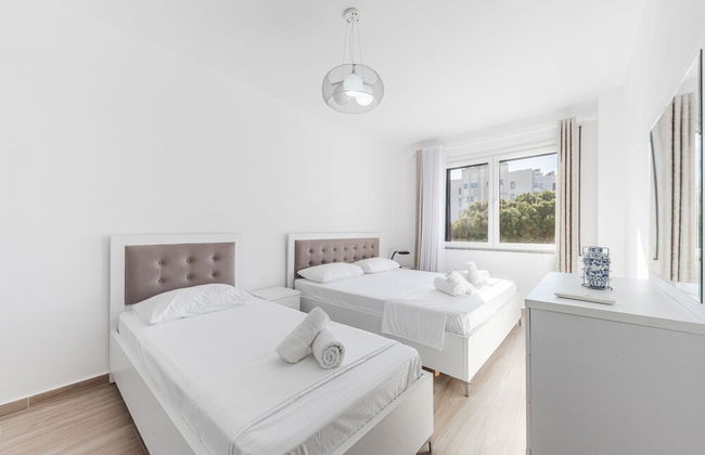 Wave Seaside Apartment - Photo 2