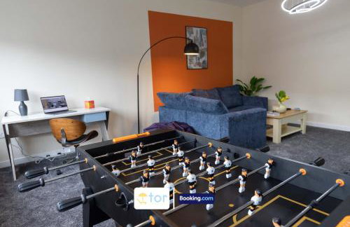 Large 2 Bedroom Apartment By The One Retreats Short Lets & Serviced Accommodation Horley Close To Gatwick Airport - Foto 26