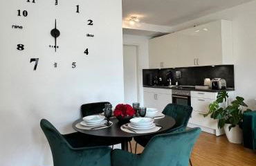 Modernes Apartment mit Balkon und Parkplatz Zentrum - Foto 13