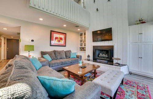 Luxury Lakefront Boyne City Townhome with Views! - Foto 3