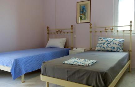 Plagia's Sunset Apartments - Photo 17