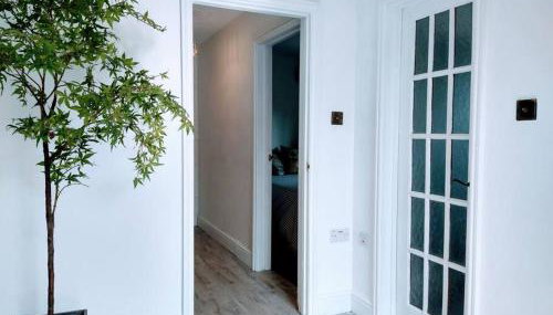 TAIL END: Bijoux Broads & Beach Base! Now with TV! - Foto 2