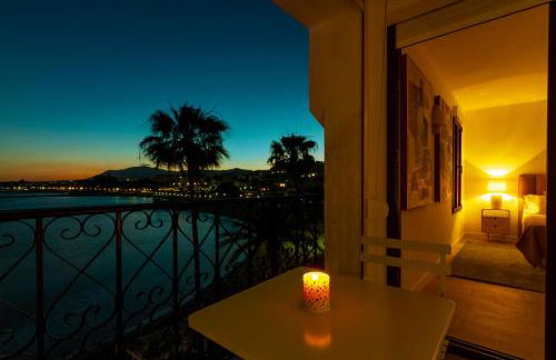 MARBELLA BANUS SUITES - Harbour Seafront Apartment - Foto 45