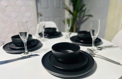 Refurbished 3 Bed, 2 Bath Apt - Near Park and Falls - Foto 1