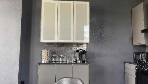 City Loft Escape with River Views! By Hollyhock - Foto 5