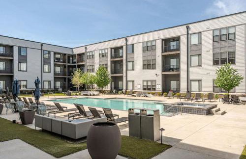 Affordable 2-Bedroom Fishers Pool View - Foto 19