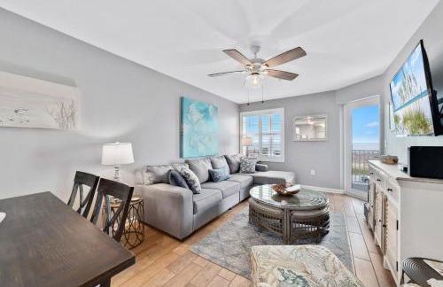 Cozy 2bd/2ba w/ View, Sleeps 6 - Photo 40