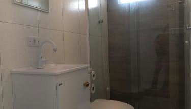 Flat 05 - Por do Sol - Am House - Foto 5, Shower