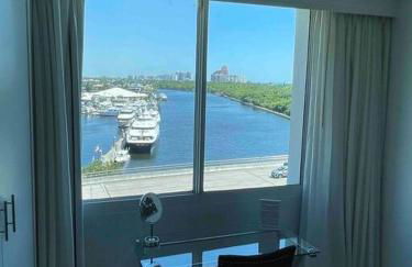Condo, Breathtaking Water views, King Suite, Hilton Property - Foto 48
