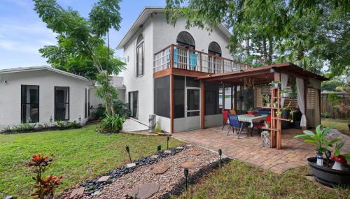 Chic 4BR Home Hot Tub Game Room - Foto 3