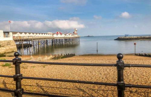 Jarrahdale Beach House - Stunning Luxurious Pad by the Beach - Pass the Keys - Foto 33