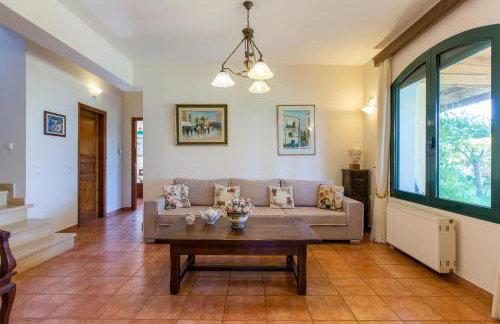 Ellie Villa - Foto 2