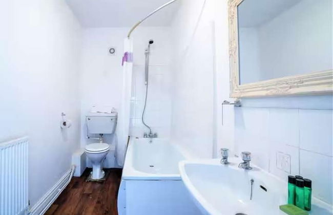 Travellers Economic Retreat in Orrell Park - Foto 9